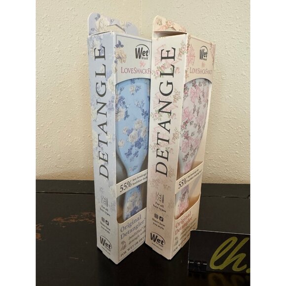 LoveShackFancy Wet Brush Original Detangler Set Rosa Beaux Everblooming Rosettes - Picture 2 of 3